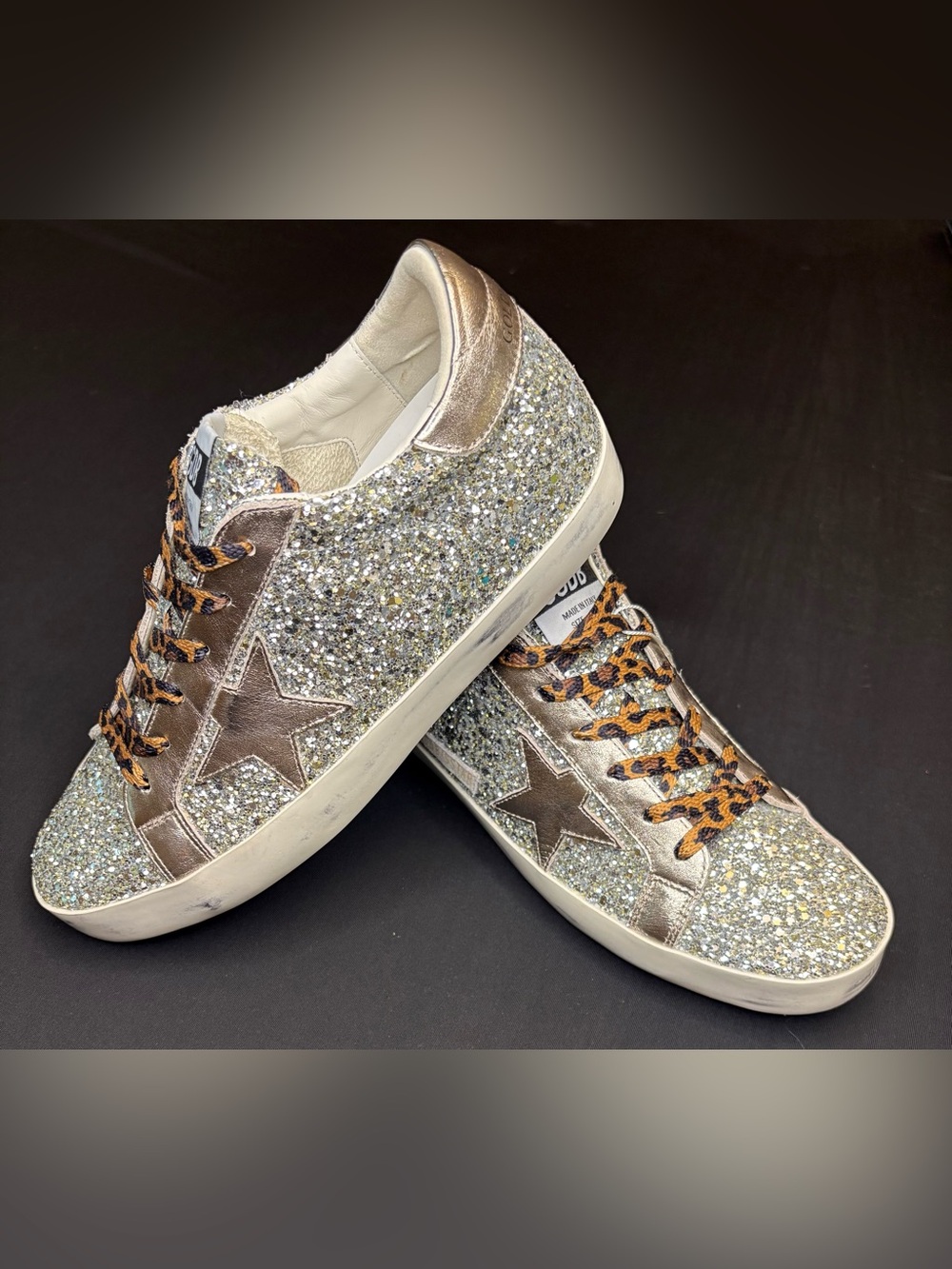 Women’s Silver Glitter Star Low Top Sneakers Leopard super cute size 42 or 10 US